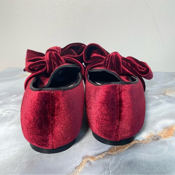 Zara Basics Burgundy Red Velvet Loafers Bow Flats Size 40 - Picture 6 of 11